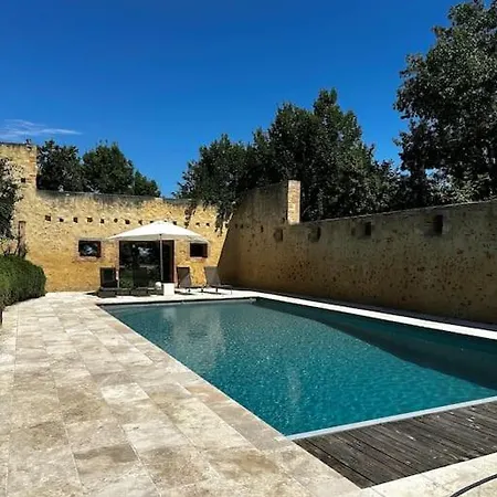 Chapelle Blóm Сasa de vacaciones